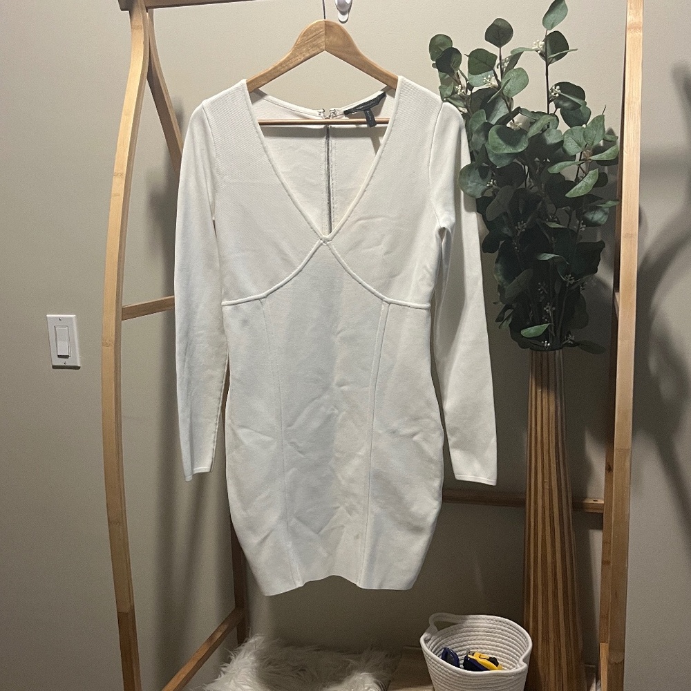 BCBGMaxazria White Bodycom Long Sleeve Midi Dress